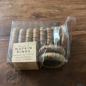 Napkin rings Harvest yarn wrap